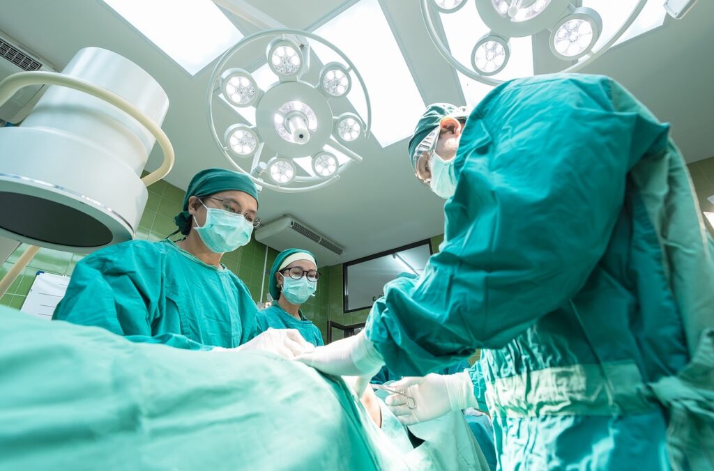 Careers Surgeons, pysicians surgery, hospital, medical professionals